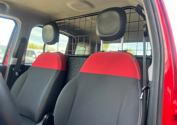 Fiat Panda cena 29900 przebieg: 130000, rok produkcji 2018 z Swarzędz małe 254